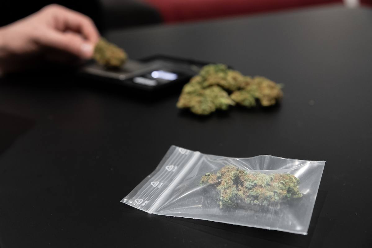 How to Store Cannabis Properly for Maximum Freshness